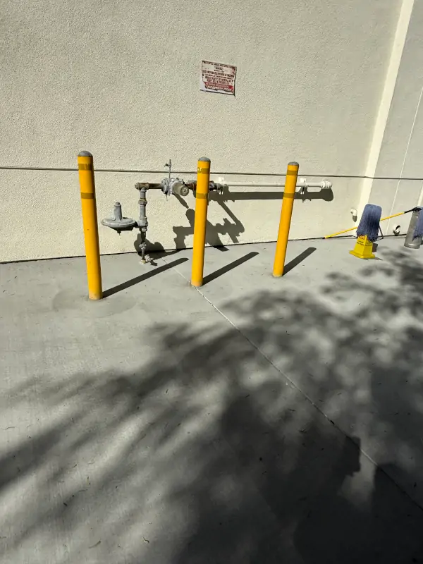 asphalt milling loading dump truck